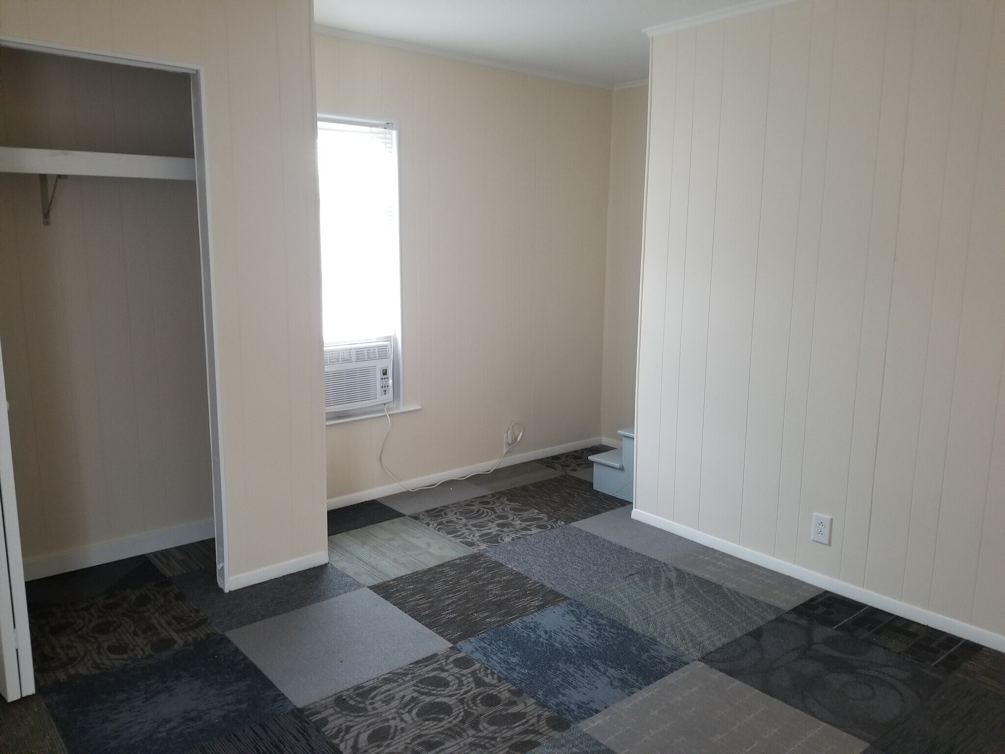 bedroom 1 - 205 Jobes St