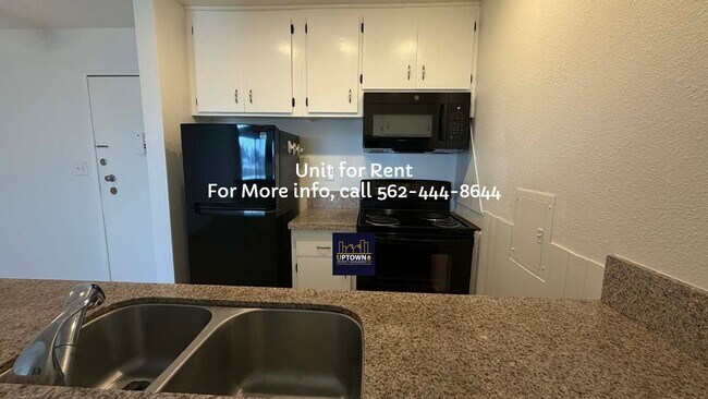 Building Photo - Condo - 1 Bedroom / 1 Bath - Long Beach