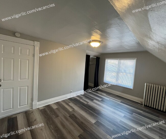 Building Photo - 1114 Pine St