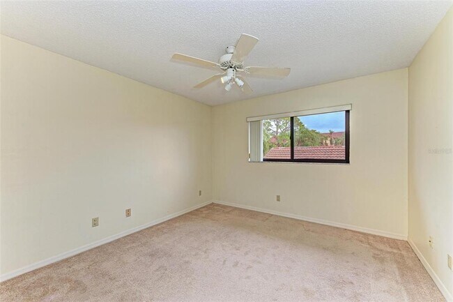 Building Photo - 5612 Ashton Lake Dr