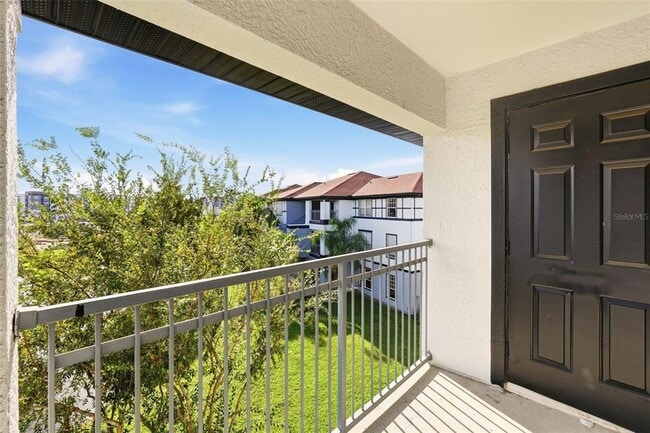 Building Photo - 3702 Palm Desert Ln