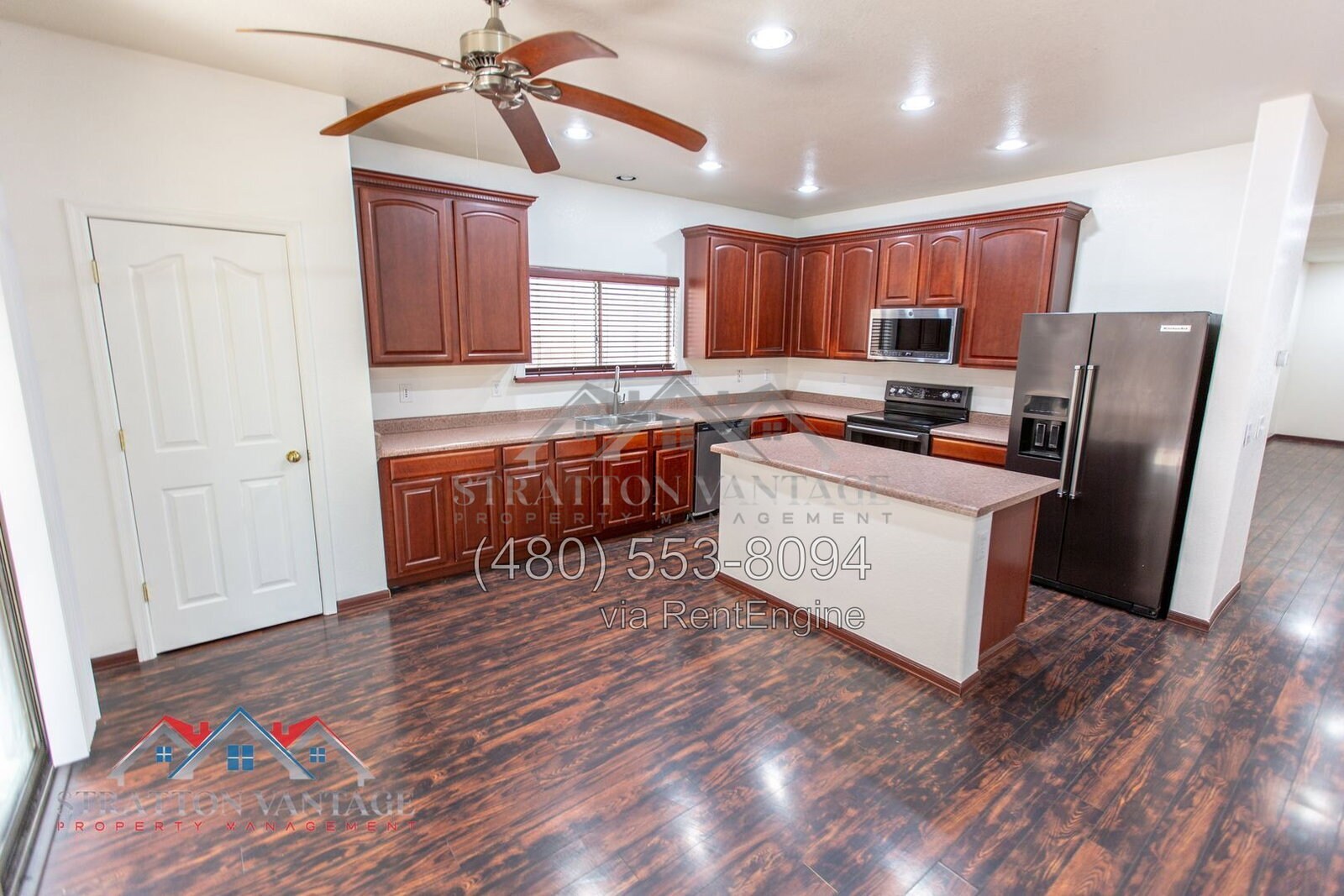 Building Photo - 21113 E Stonecrest Dr