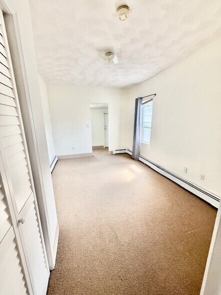 Building Photo - 540 Cambridge St