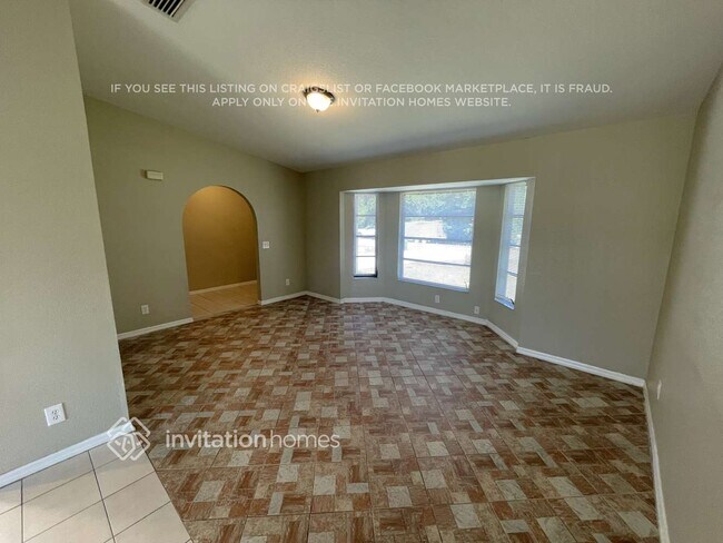 Building Photo - 1475 Paxton Terrace