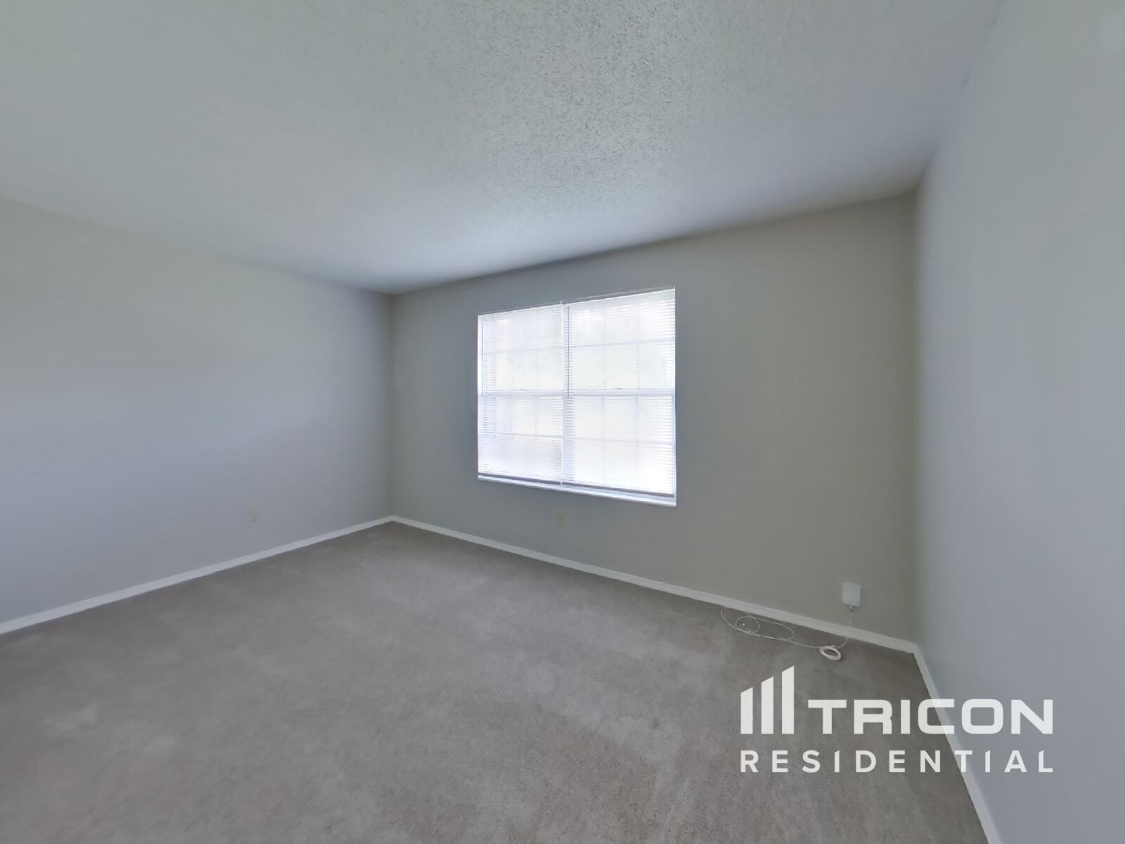Building Photo - 1805 Alder Dr