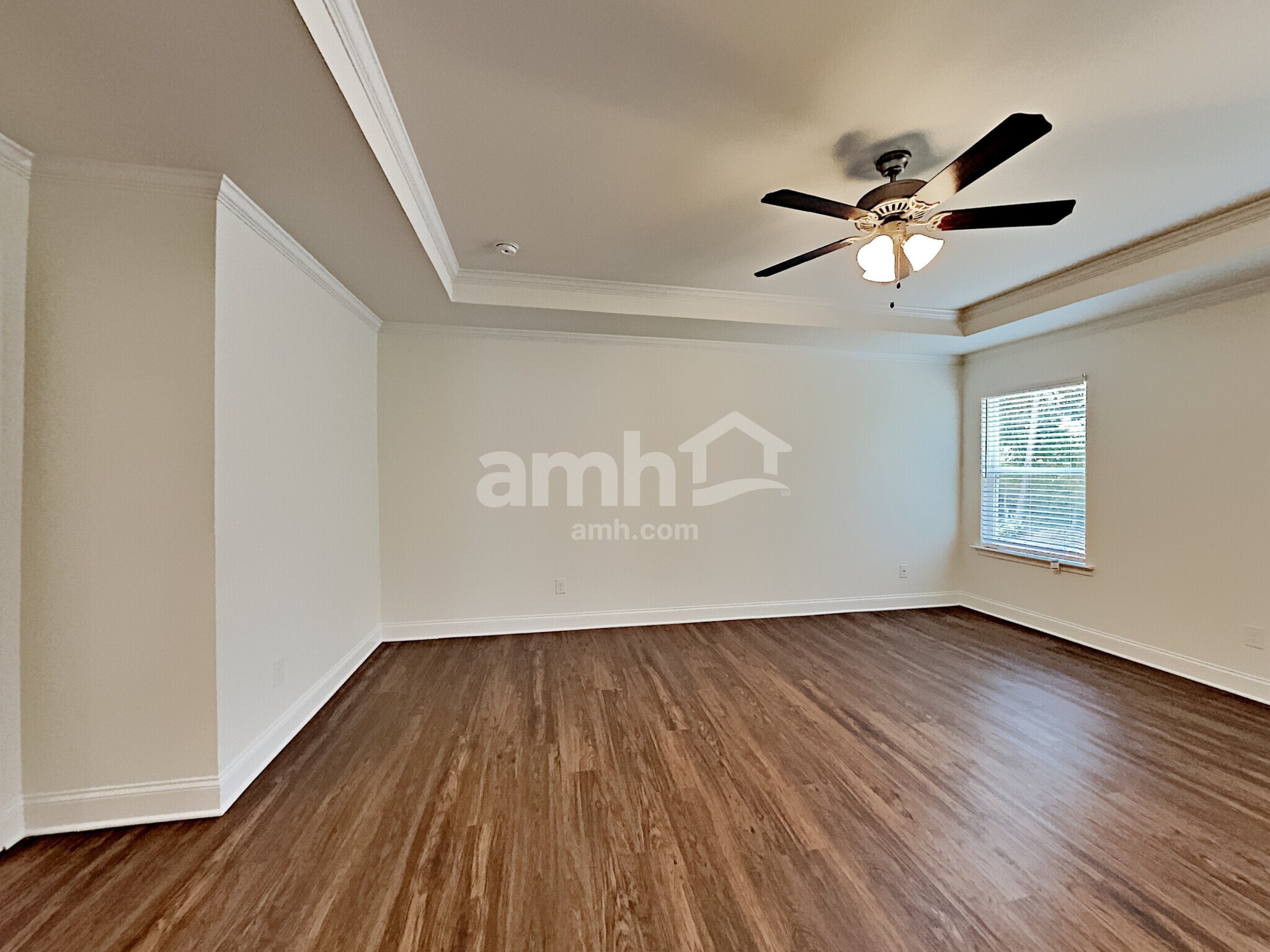 Building Photo - 1920 Brook Enclave Trail