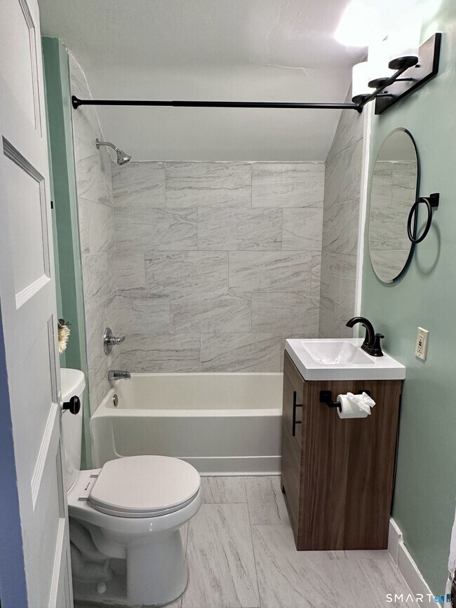 Building Photo - 24-26 Dean Ave