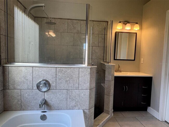 Building Photo - 3425 Canteen Ct