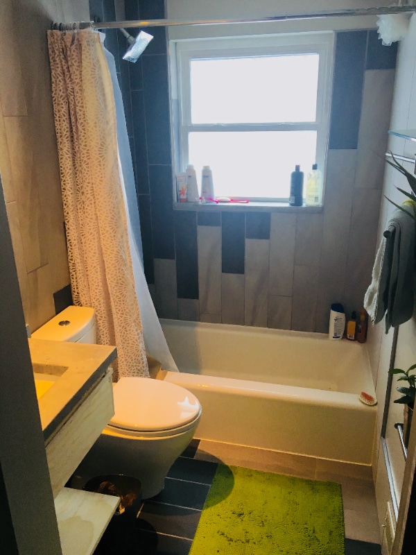 Building Photo - 2365 Bryan Ave