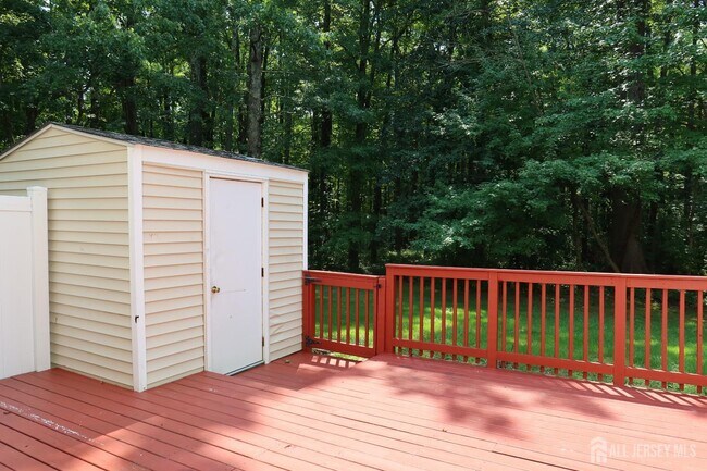 Building Photo - 63 Cottonwood Ct