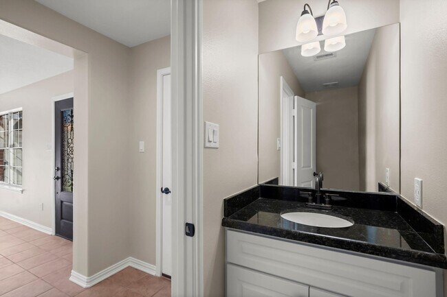 Building Photo - 29515 Legends Line Dr