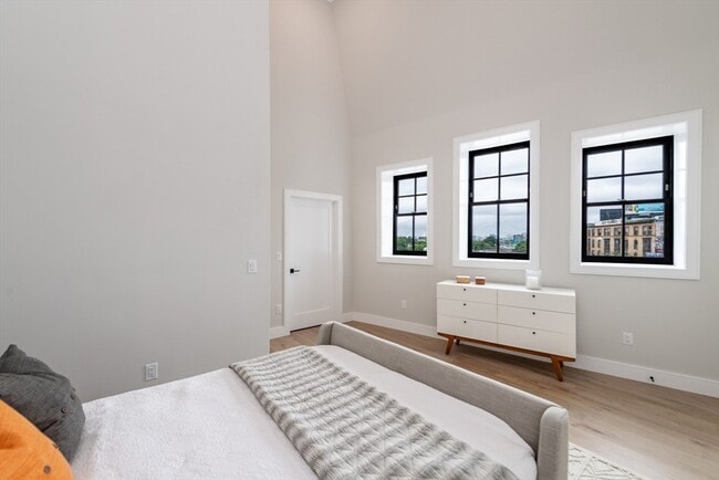 Building Photo - 4-8 Franklin St