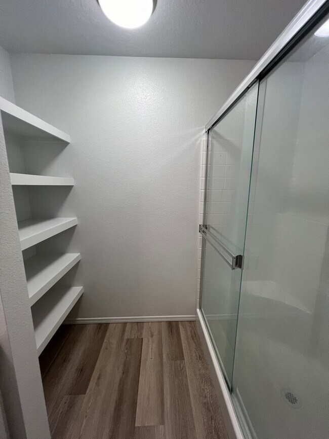 Building Photo - 3 Bed 2 Bath Nampa!