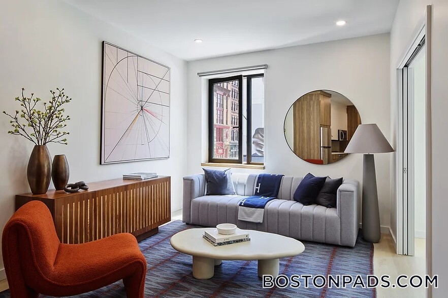 Primary Photo - 87 Oxford St