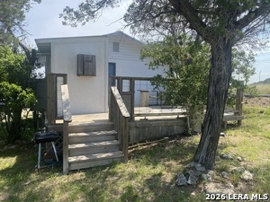 Building Photo - 560 Mountain Dr