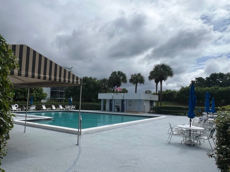 Building Photo - 6400 NW 2nd Ave