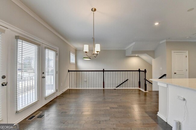 Building Photo - 2083 Holtz Ln