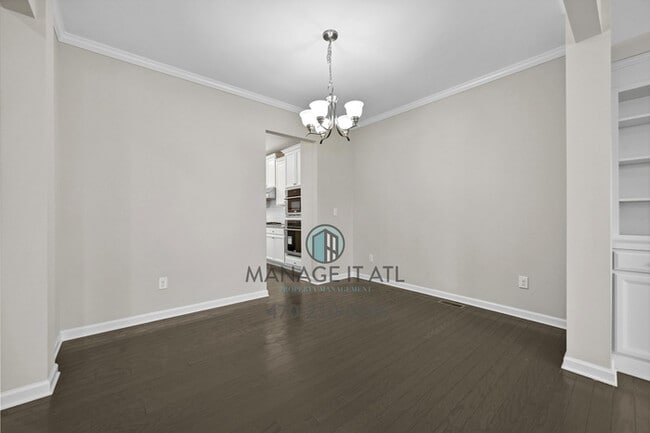 Building Photo - A beautifully maintained 3-bedroom, 3.5-ba...
