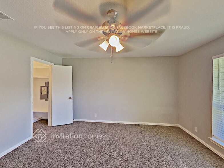 Building Photo - 1349 Glenhill Ln