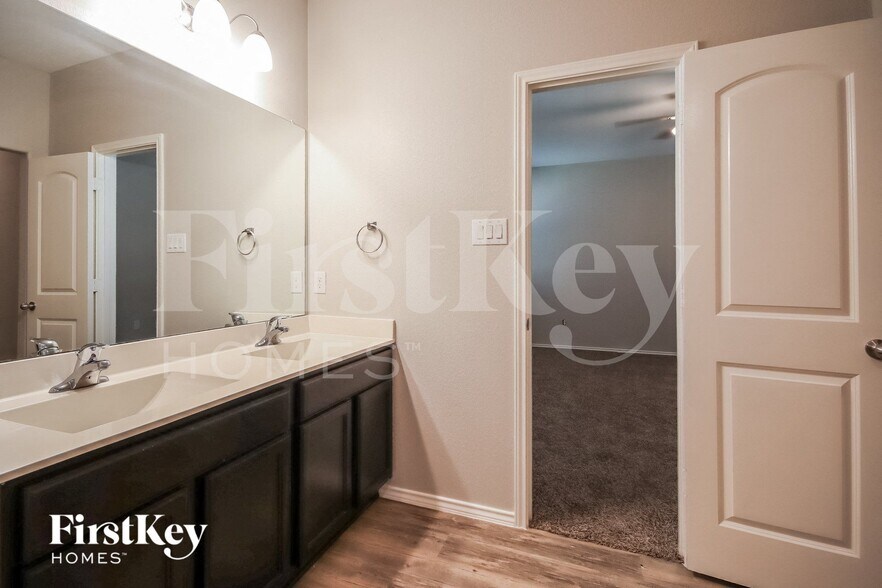 Building Photo - 11506 Castle Nugent Ct