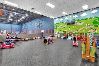 Building Photo - 8 Key W Ct