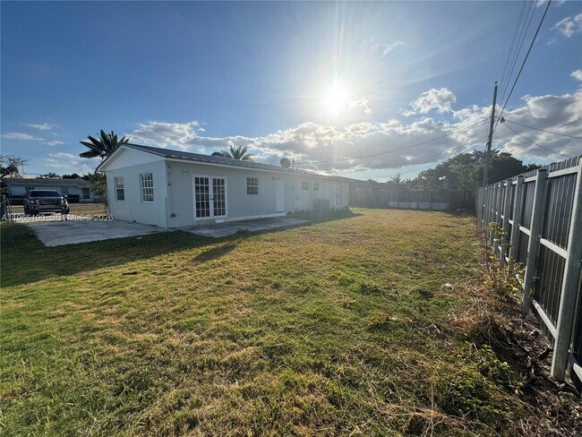 Building Photo - 16765 SW 301st St