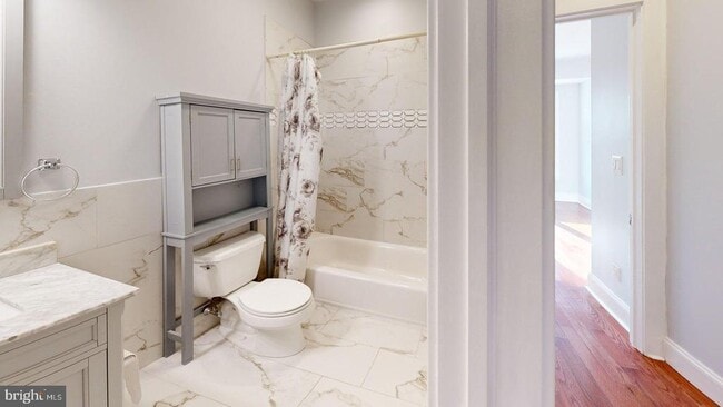 Building Photo - 1401 S 20th St