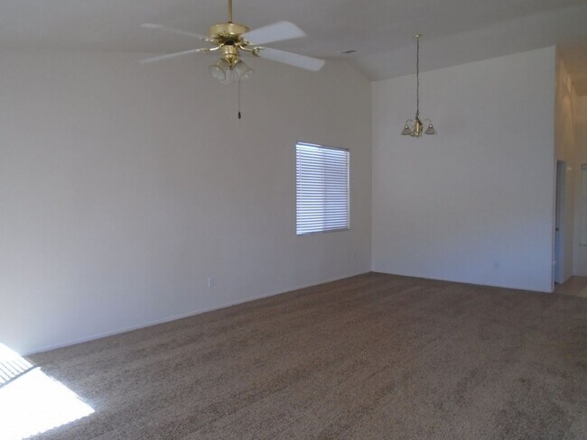 Building Photo - MOVE IN SPECIAL! $2875.00 MOVES YOU IN!   ...