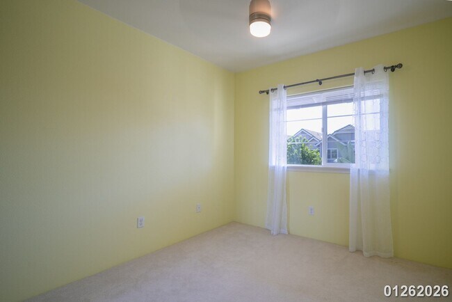 Building Photo - LIVING AT ITS FINEST 2BR/2BA/2PKG IN Pulewa at Mehana