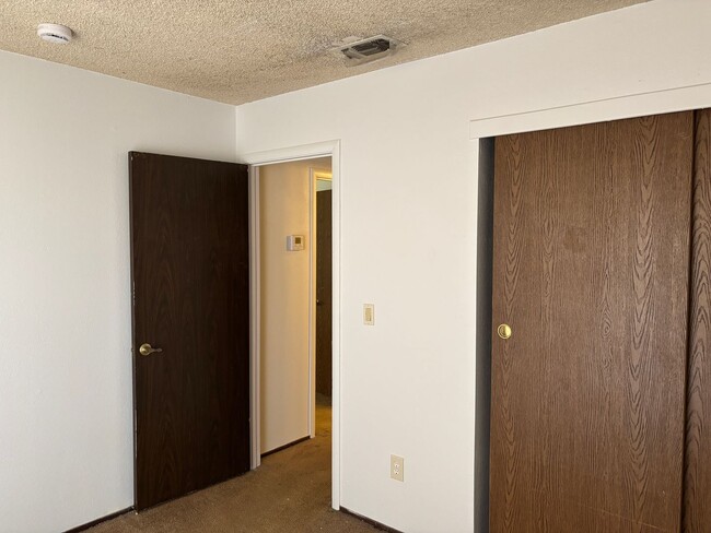 Building Photo - 4999 Curve Wood Way