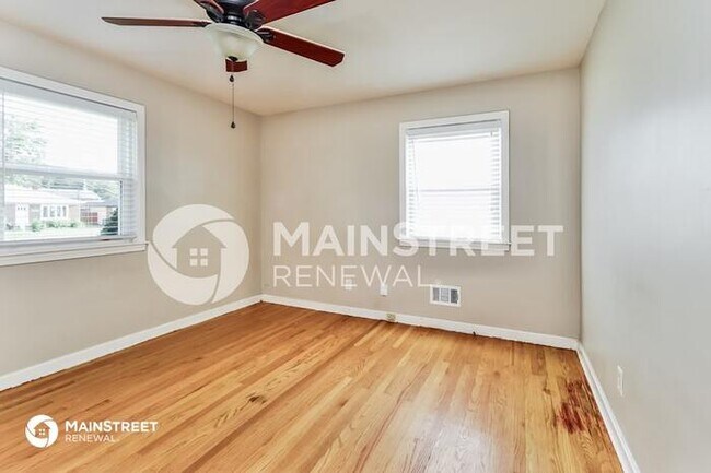 Building Photo - 1615 Stafford Ave, Louisville, KY 40216