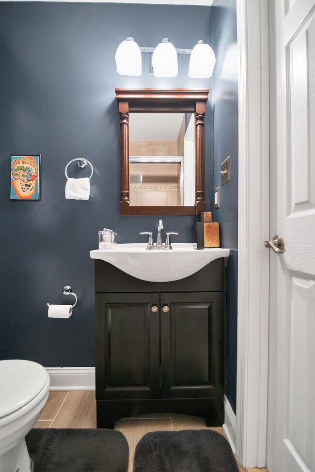 Building Photo - 5213 D St SE