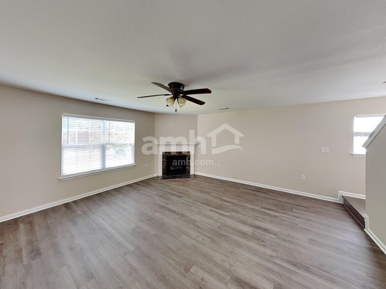 Building Photo - 13827 Allison Forest Trl