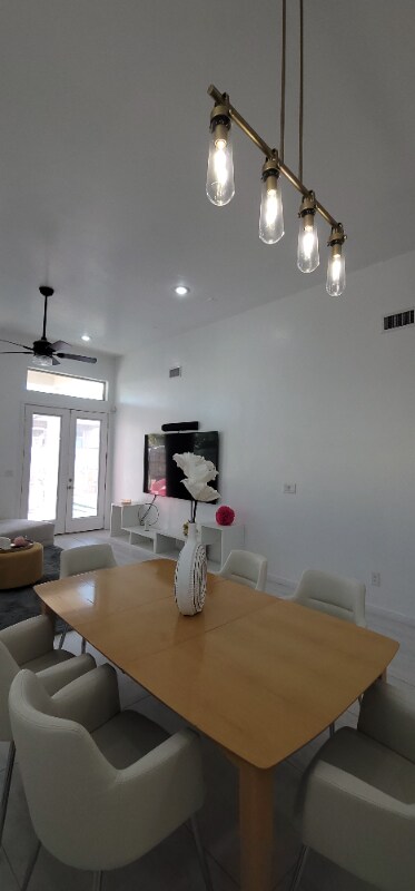 Building Photo - 12604 Josie Tinajero Ave