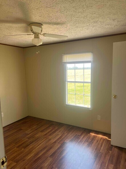 Building Photo - 128 Elpino Rd