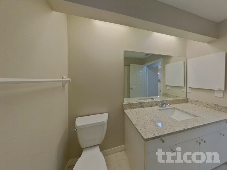 Building Photo - 4614 Breezy Pines Blvd