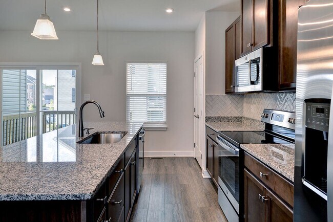 Building Photo - 105 Big Wds Dr