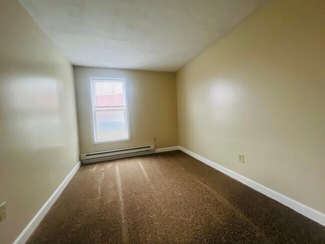 Building Photo - 1107-1111 Burns Ave