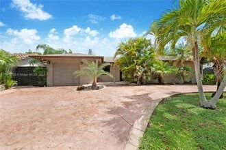 Building Photo - 9321 SW 165th St