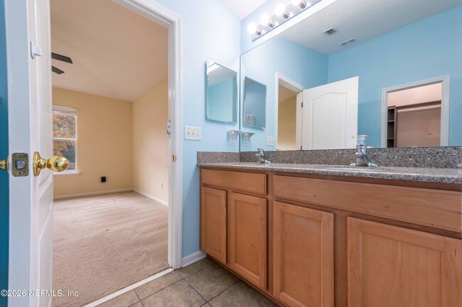 Building Photo - 4667 Pine Lake Dr