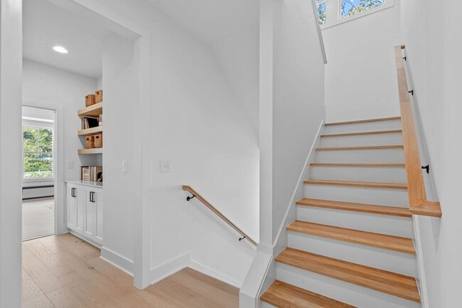 Building Photo - New Construction 4BD, 3.5BA End-Unit Ralei...
