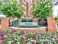 Building Photo - 2655 Prosperity Ave