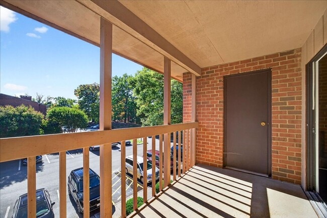 Building Photo - 113 Turtle Creek Rd