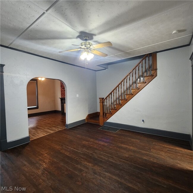 Building Photo - 141 Highland Ave