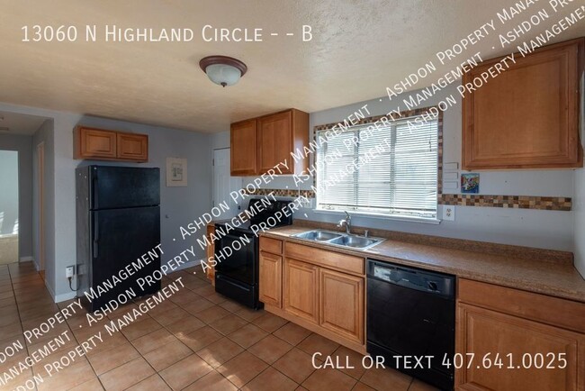 Building Photo - 13060 N Highland Cir