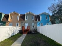 Building Photo - Garden City - 3 Bedroom / 1.5 Bathroom Tow...