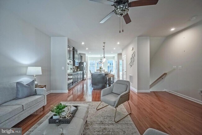 Building Photo - 22308 Seabring Terrace