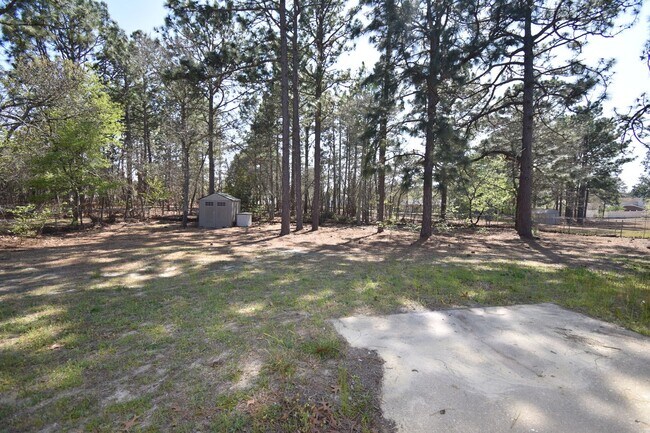 Building Photo - 3 Bedroom and 2 Bath Home (No Pets)