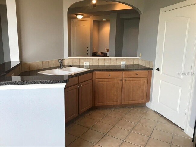 Building Photo - 501 Mirasol Cir