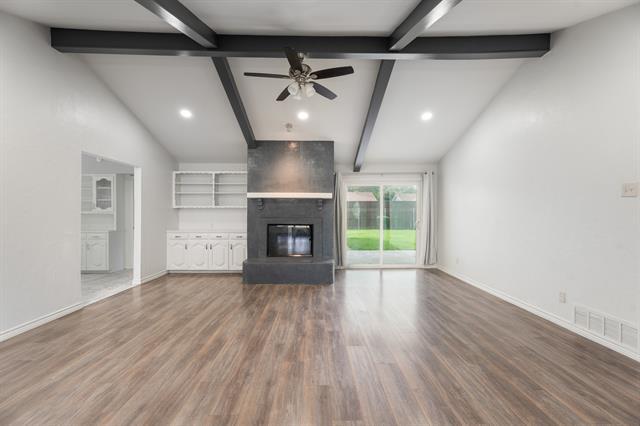 Building Photo - 801 Meadowgate Dr